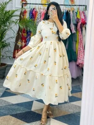 Fashionable Embroidery wrok One Piece