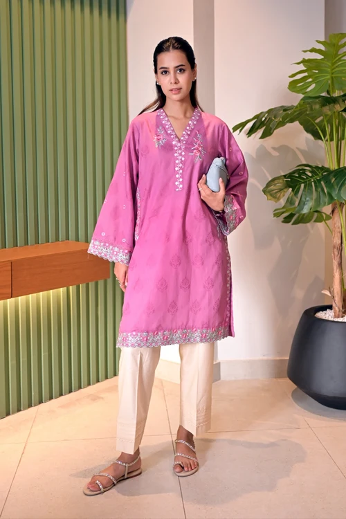 Womens Kurtis